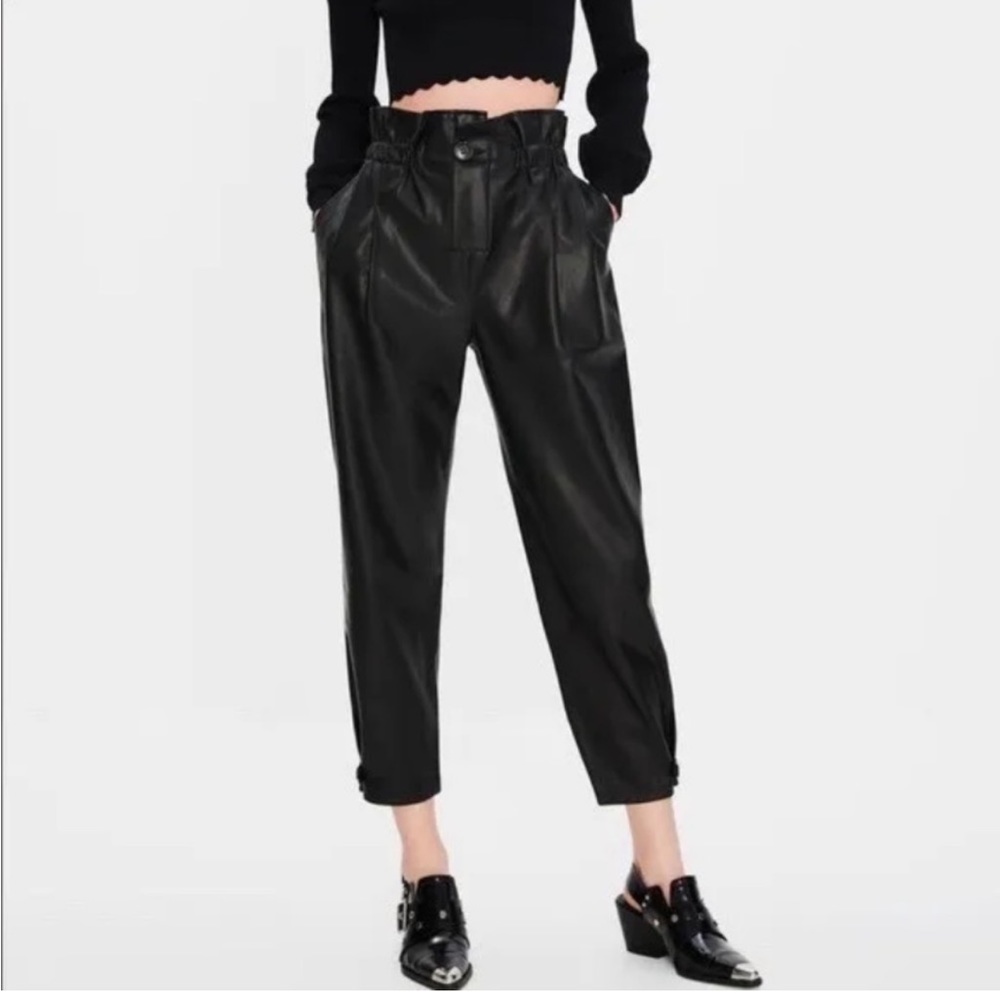 ZARA Women’s High-Rise Black Faux Leather Pants - Size 2